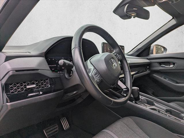 Used 2023 Honda Accord Sport image 11