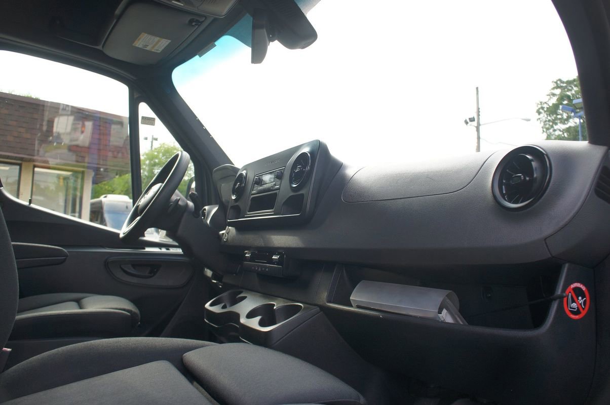 Used 2019 Mercedes-Benz Sprinter 170 image 20