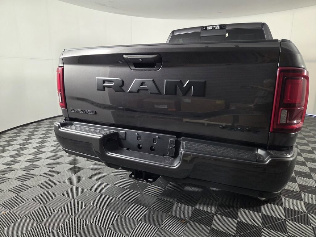 New 2026 RAM 2500 Laramie AWD/4WD image 6