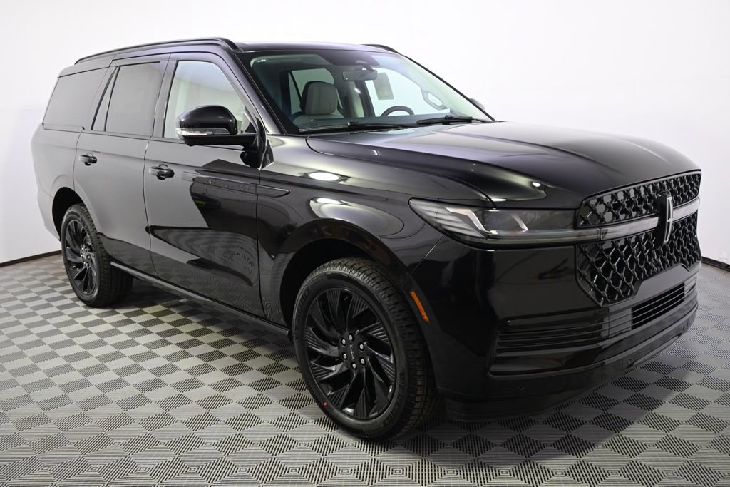 New 2026 Lincoln Navigator Reserve w/ Jet Appearance Package image 8