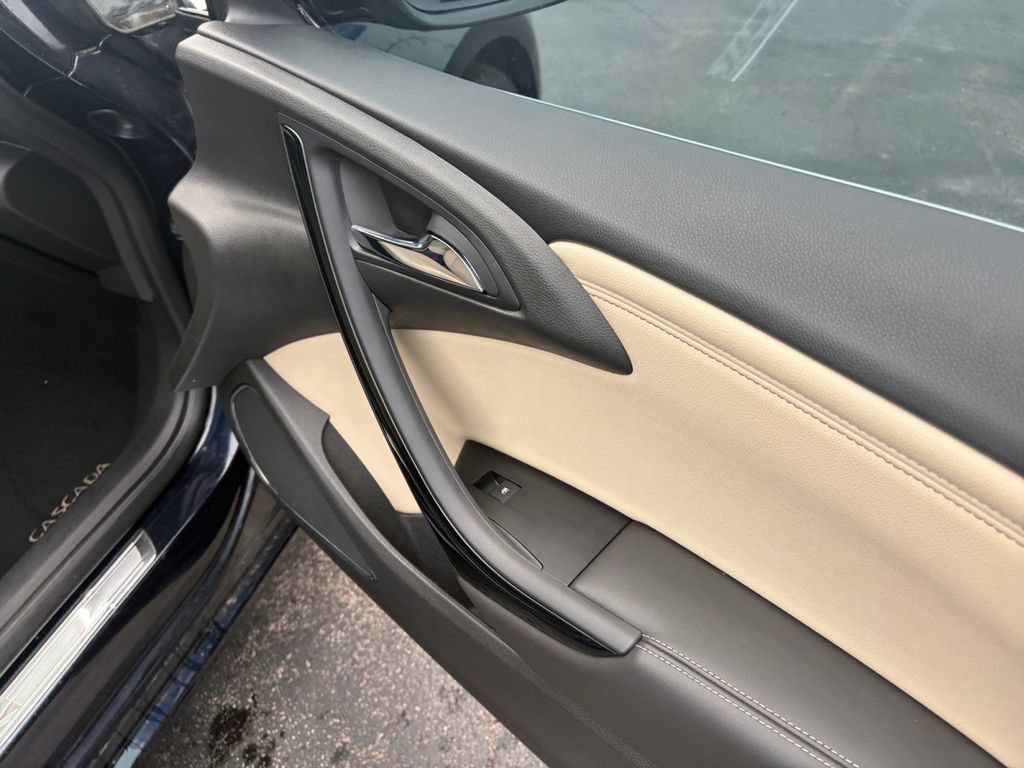 Used 2018 Buick Cascada Premium FWD image 22