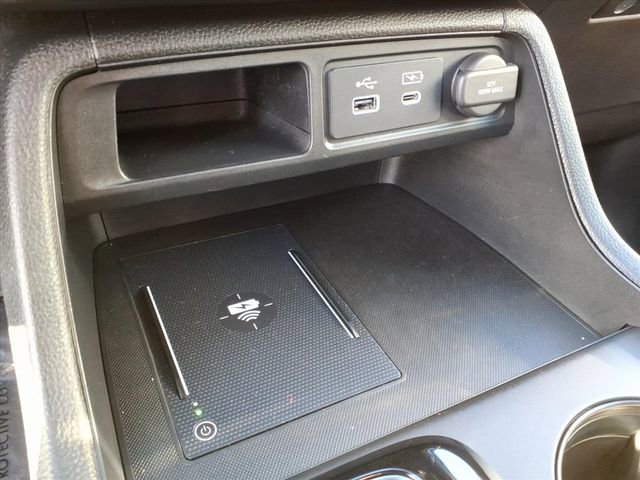 Used 2025 Honda Pilot TrailSport image 20