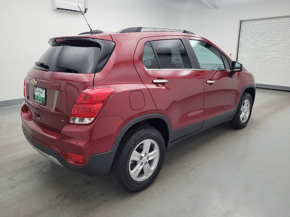 Used 2020 Chevrolet Trax LT w/ LT Convenience Package AWD/4WD image 10