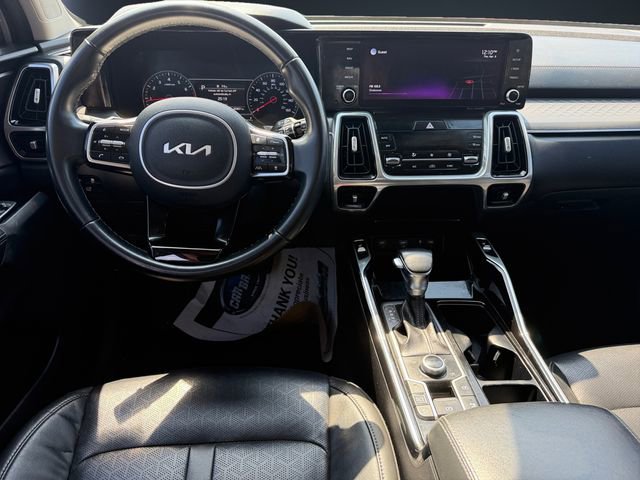 Used 2022 Kia Sorento SX image 10