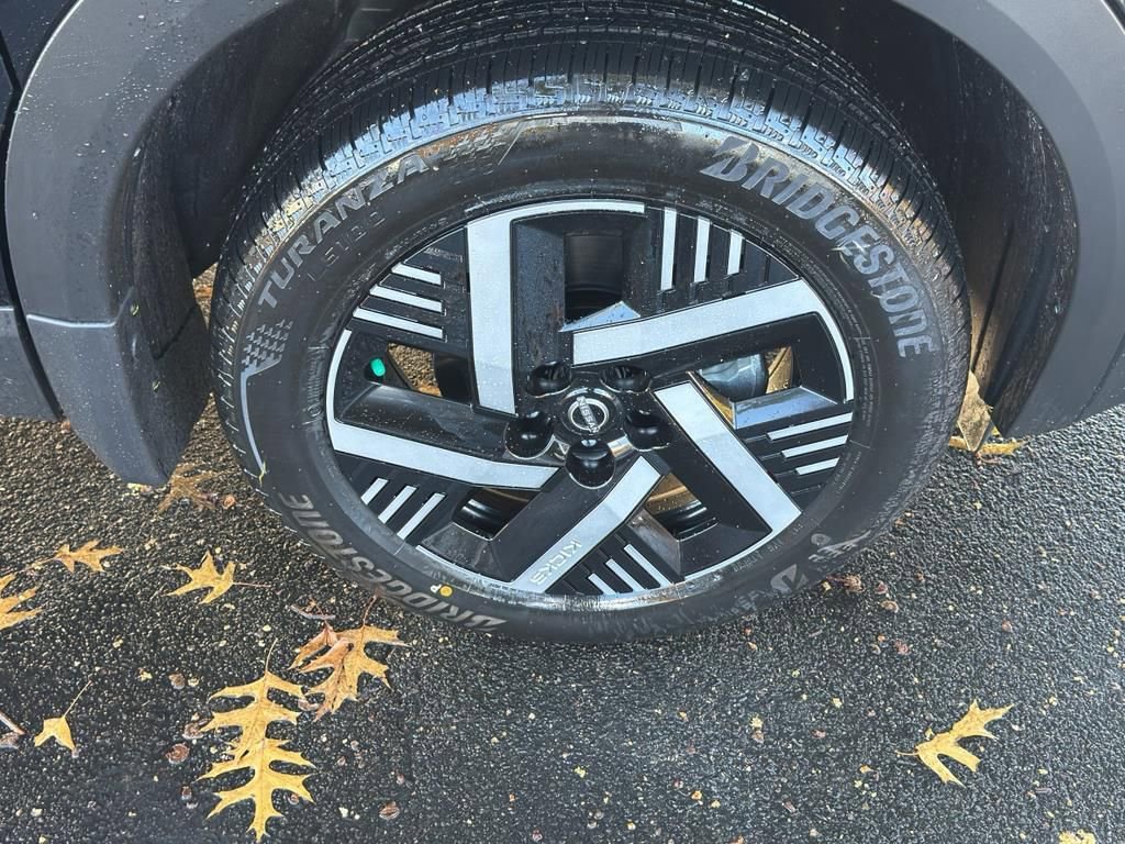 New 2026 Nissan Kicks SV image 9