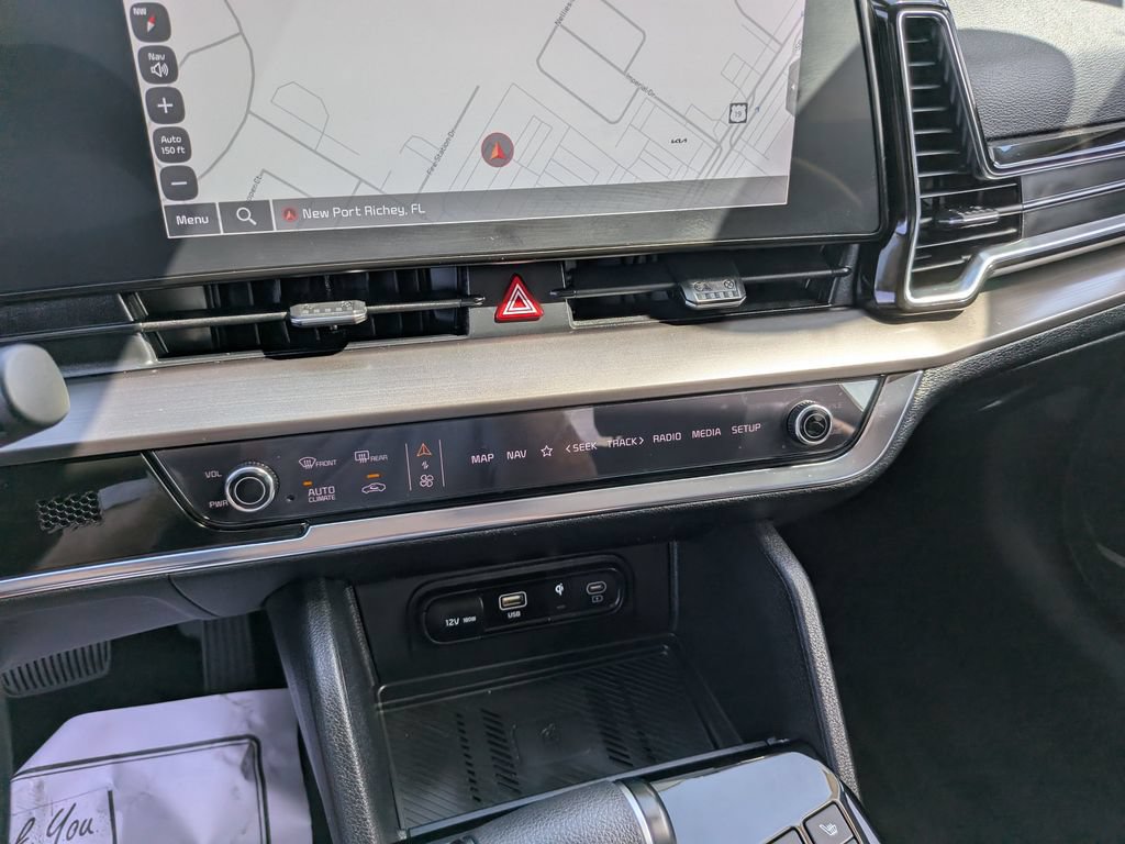 Certified 2024 Kia Sportage EX FWD image 24