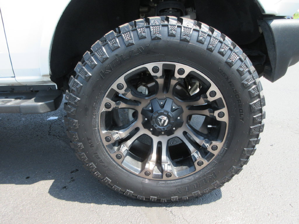 Used 2022 Ford Bronco 4-Door AWD/4WD image 9