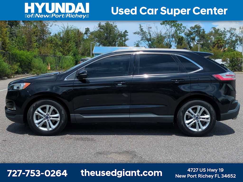Used 2019 Ford Edge SEL w/ Equipment Group 201A FWD image 2