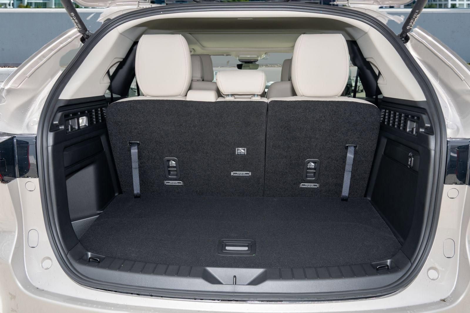 New 2026 MAZDA CX-90 3.3 Turbo w/ Premium Sport Pkg image 13