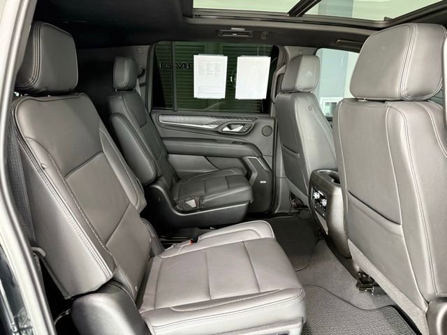 Used 2023 GMC Yukon XL Denali image 21