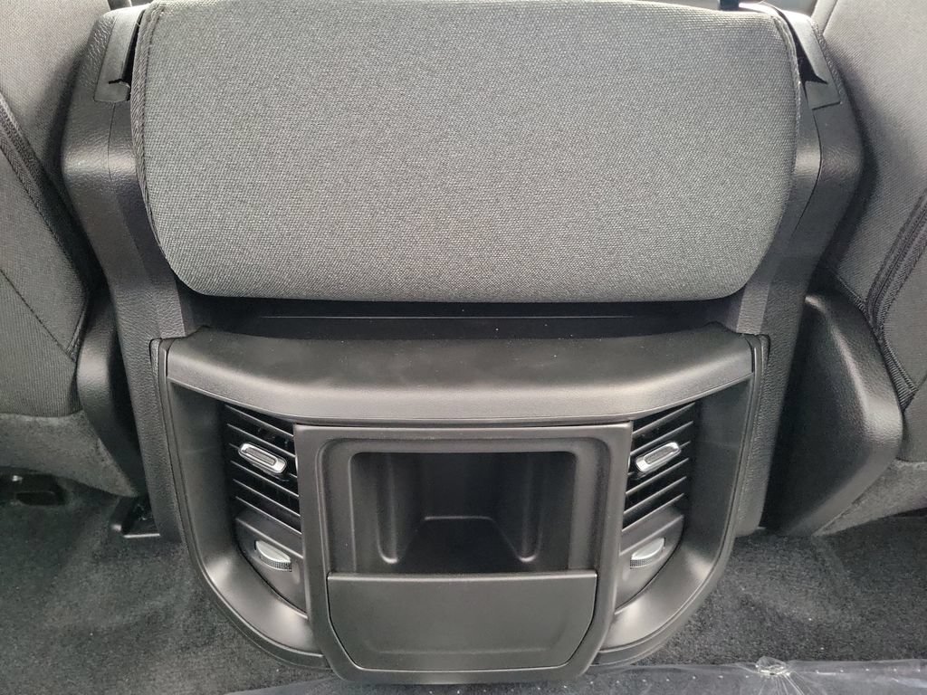 New 2026 RAM 1500 Express AWD/4WD image 27