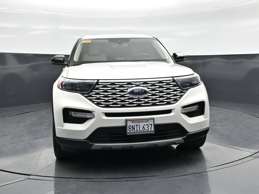 Certified 2020 Ford Explorer Platinum w/ Premium Technology Package AWD/4WD image 58