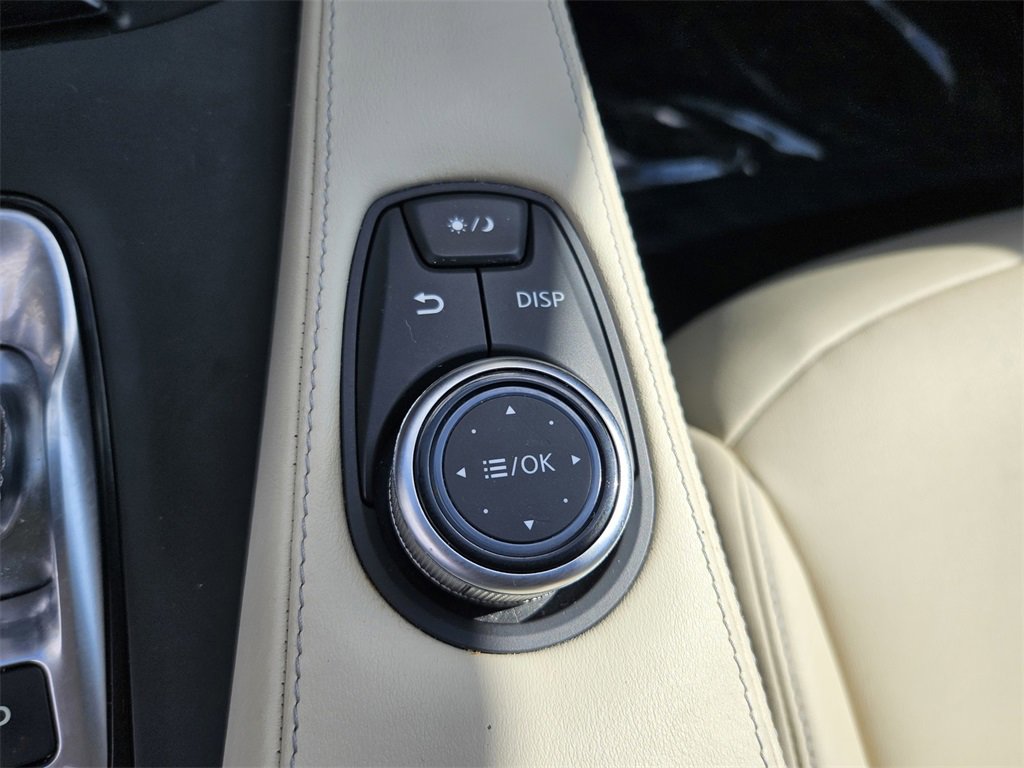 Used 2020 INFINITI QX50 Luxe image 19