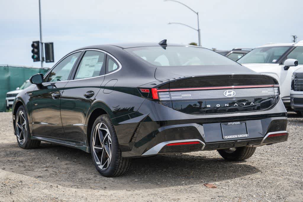 New 2026 Hyundai Sonata SEL FWD image 6