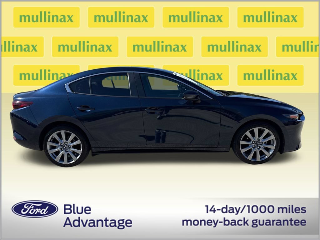 Used 2023 MAZDA MAZDA3 s FWD video 2
