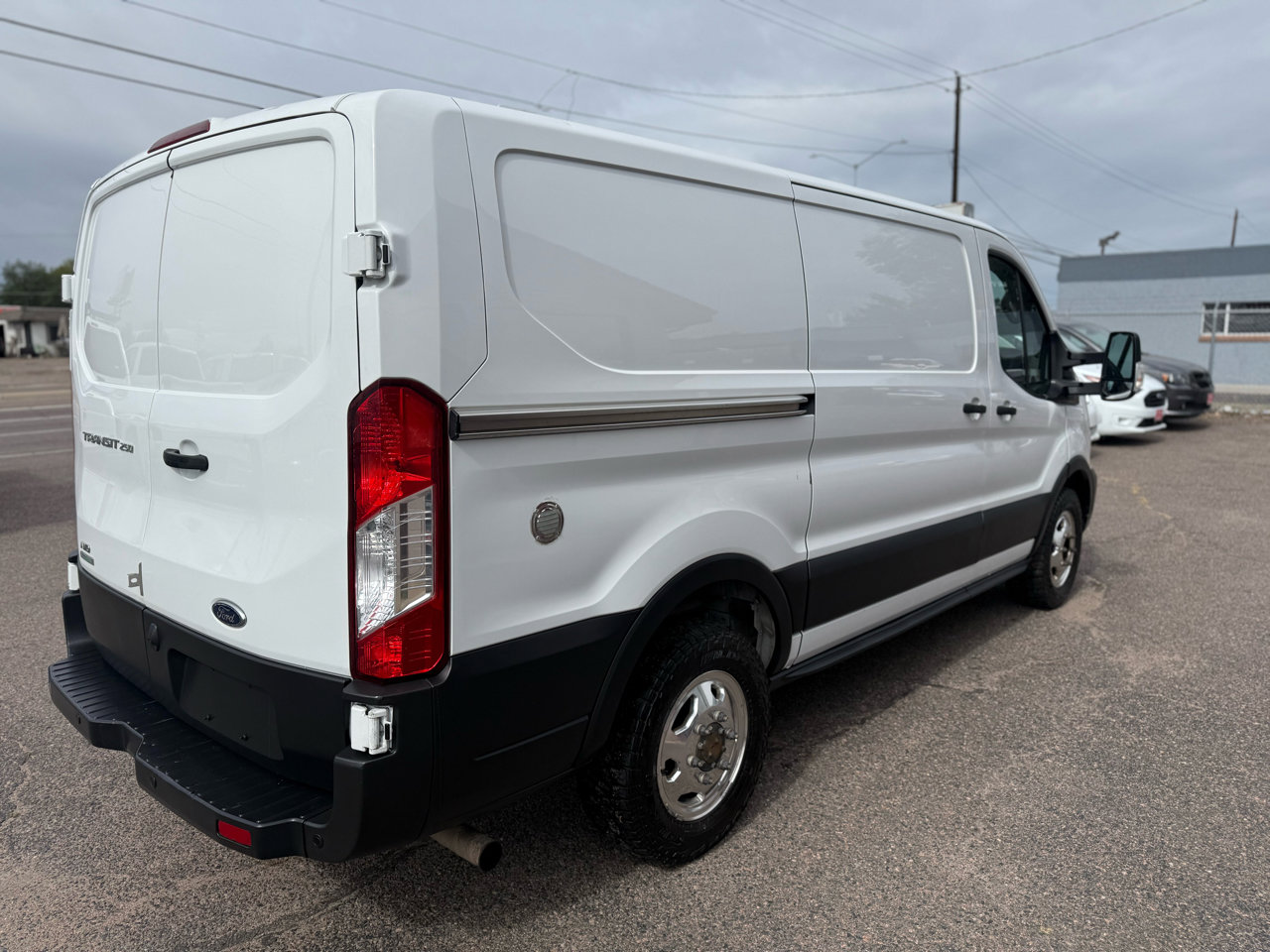 Used 2020 Ford Transit 250 Low Roof AWD image 10