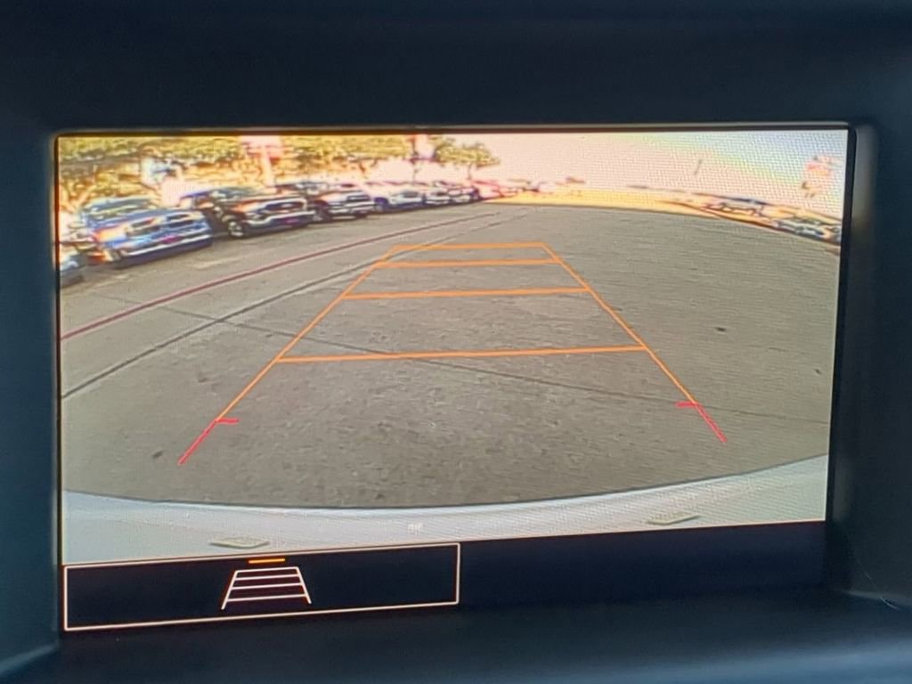 Used 2024 GMC Terrain SLE image 23