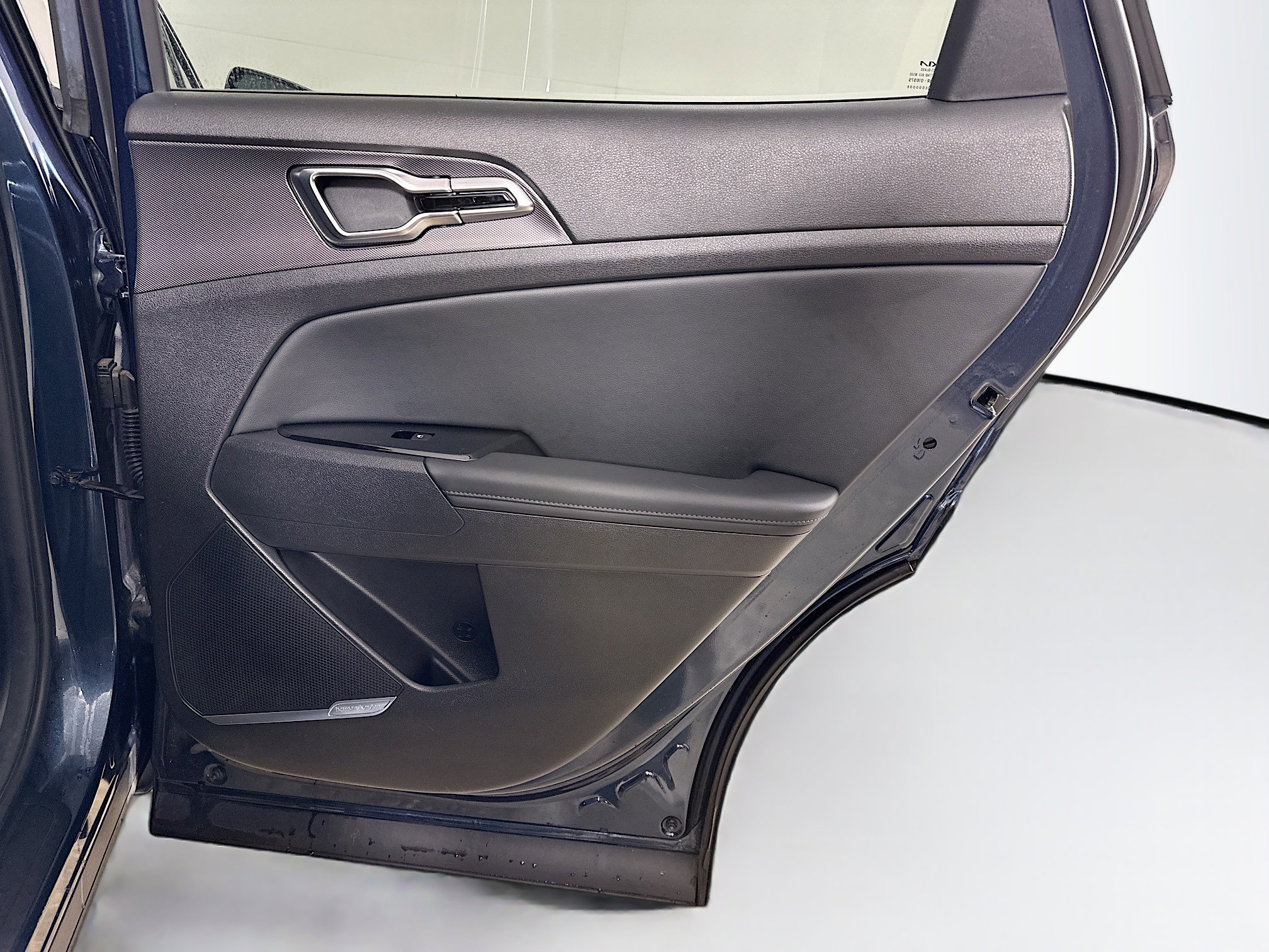 Used 2023 Kia Sportage SX Prestige image 32