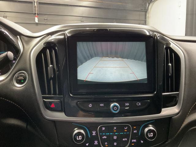 Used 2019 Chevrolet Traverse LT image 14