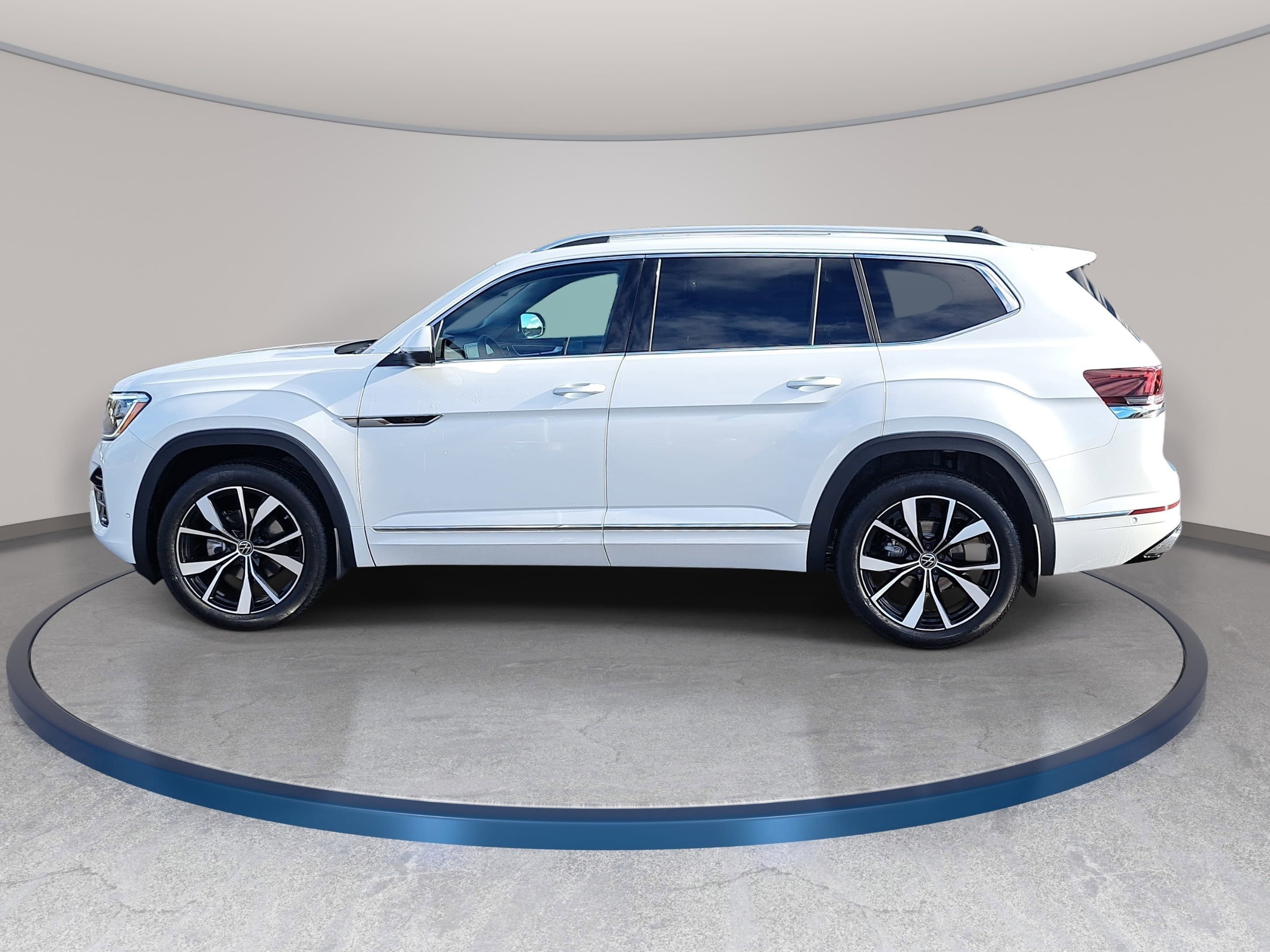 New 2026 Volkswagen Atlas SEL Premium R-Line image 8