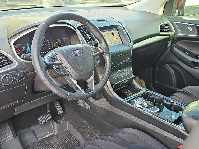 Used 2019 Ford Edge SEL w/ Equipment Group 201A FWD image 16