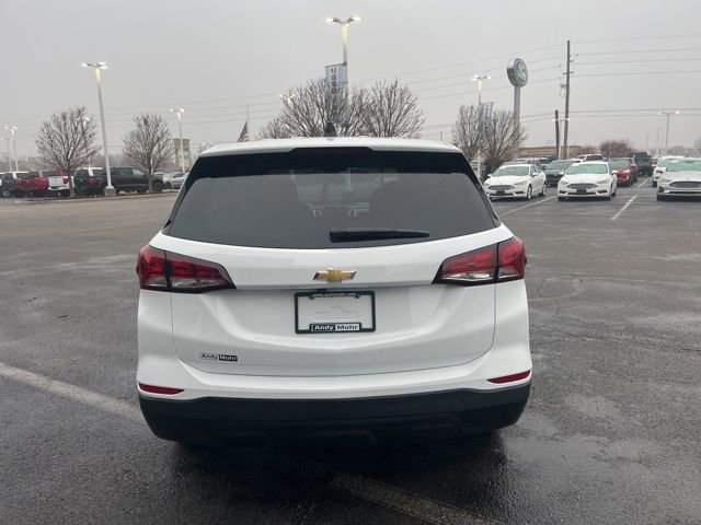 Used 2022 Chevrolet Equinox LS w/ LS Convenience Package image 9