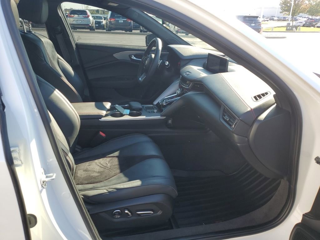 Used 2023 Acura TLX Type S image 35