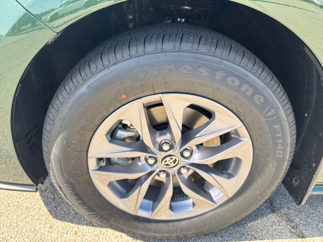 New 2026 Toyota Sienna XLE image 13