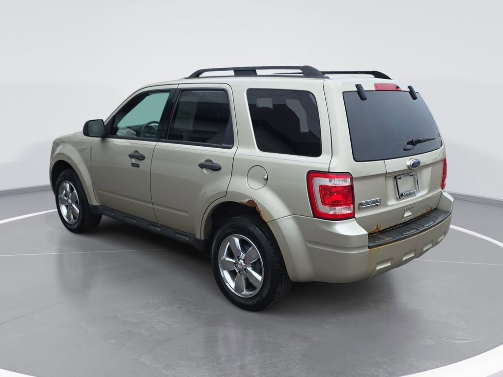 Used 2012 Ford Escape XLT FWD image 6
