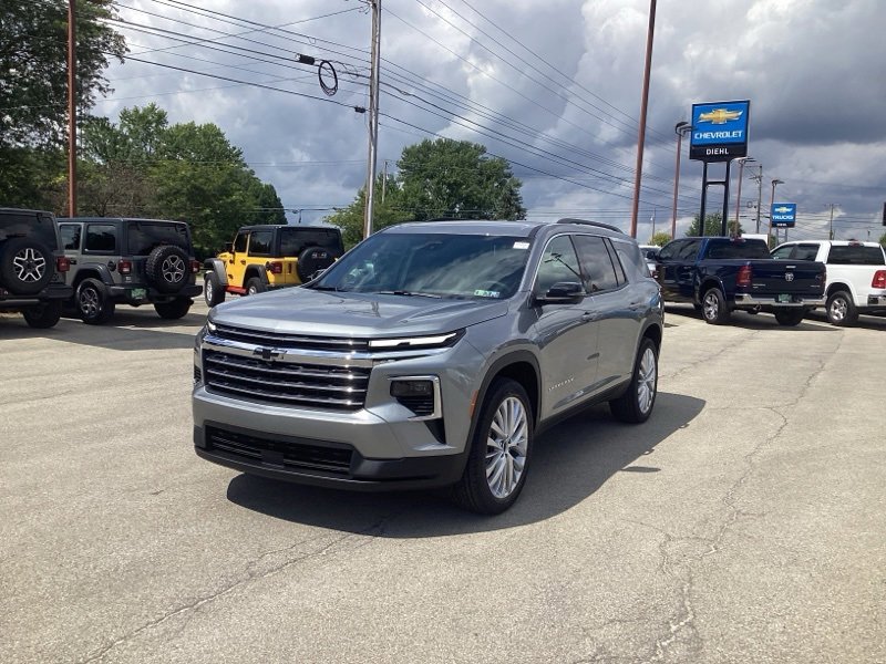 New 2026 Chevrolet Traverse LT w/ Driver Confidence Package image 3