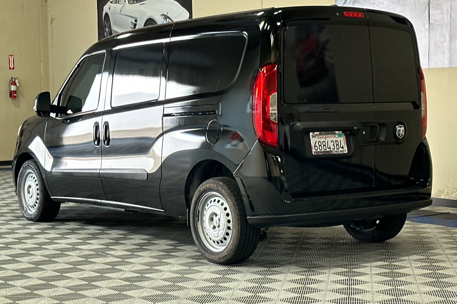 Used 2021 RAM ProMaster City Tradesman SLT FWD image 6