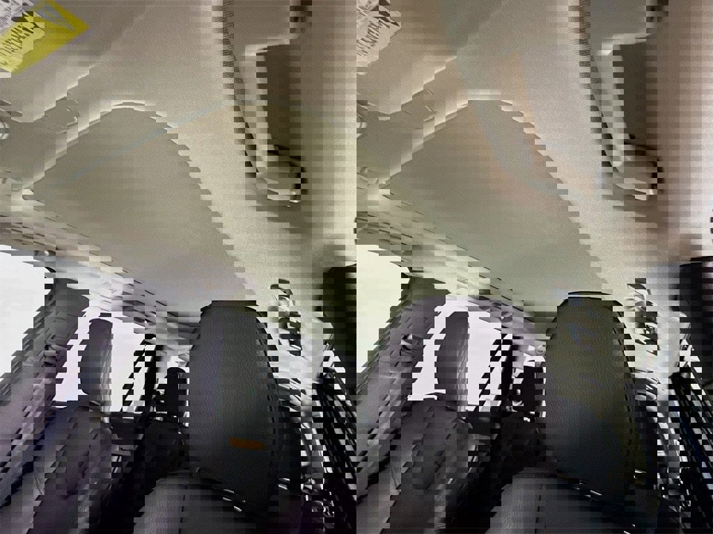 Certified 2024 Volvo XC90 T8 Plus image 23