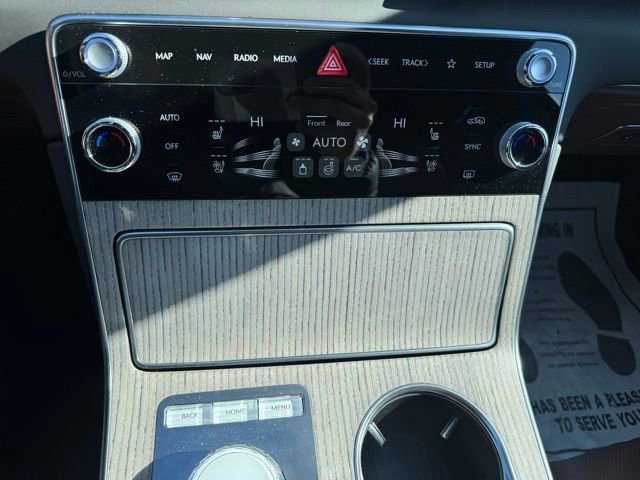 Certified 2025 Genesis GV80 3.5T Prestige image 36