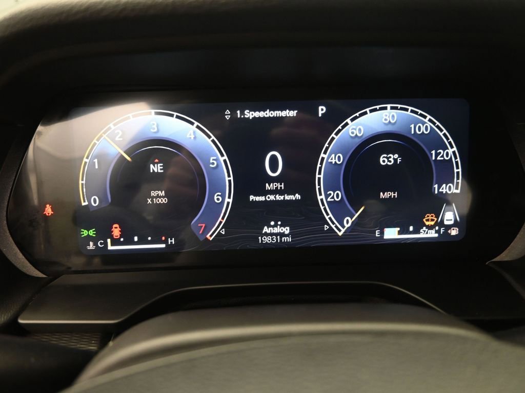 Used 2024 Jeep Grand Cherokee Laredo image 36