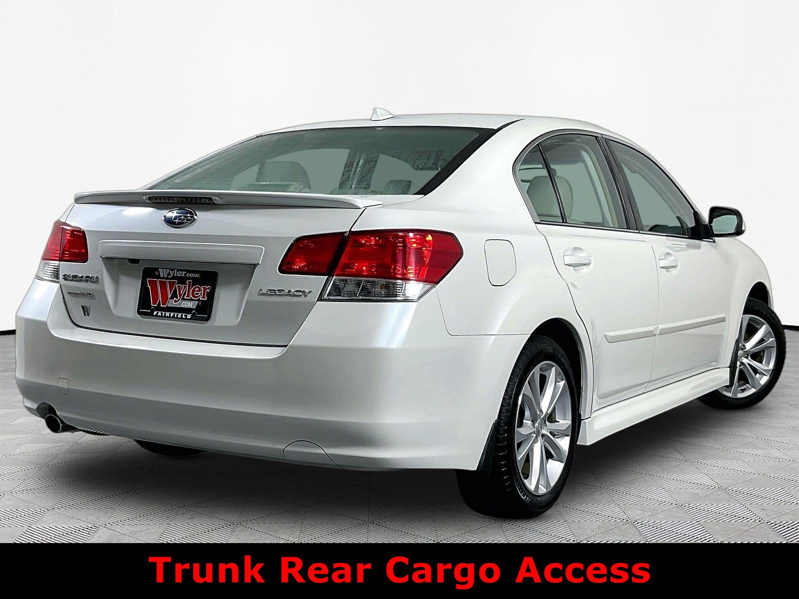 Used 2014 Subaru Legacy 2.5i Limited AWD/4WD image 6