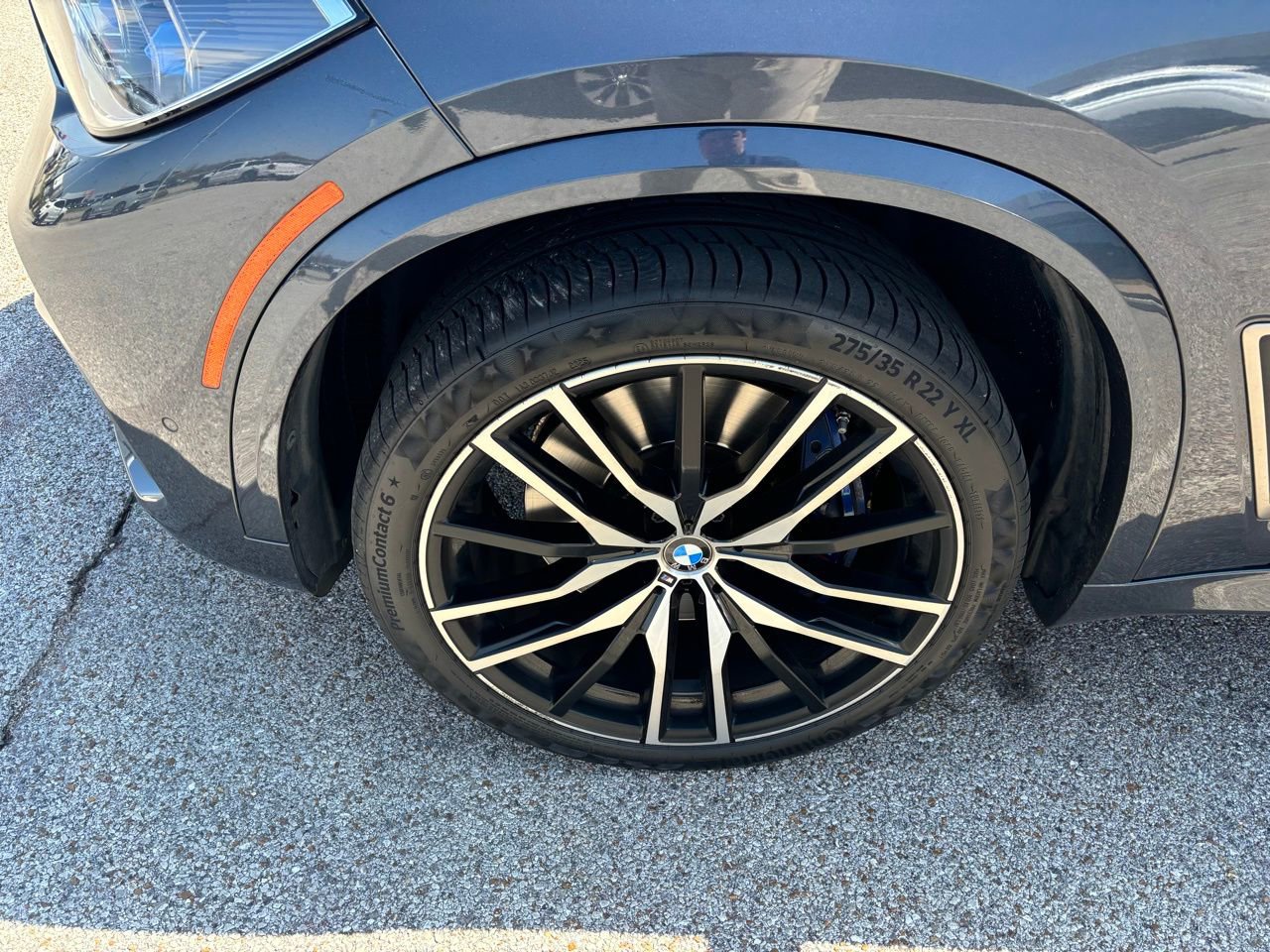 Used 2020 BMW X5 M50i w/ Executive Package image 10