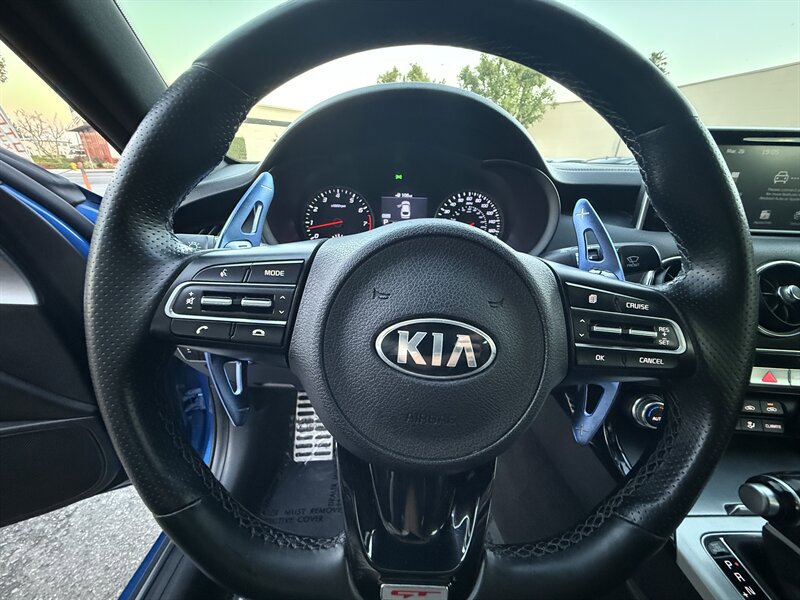Used 2021 Kia Stinger GT image 28