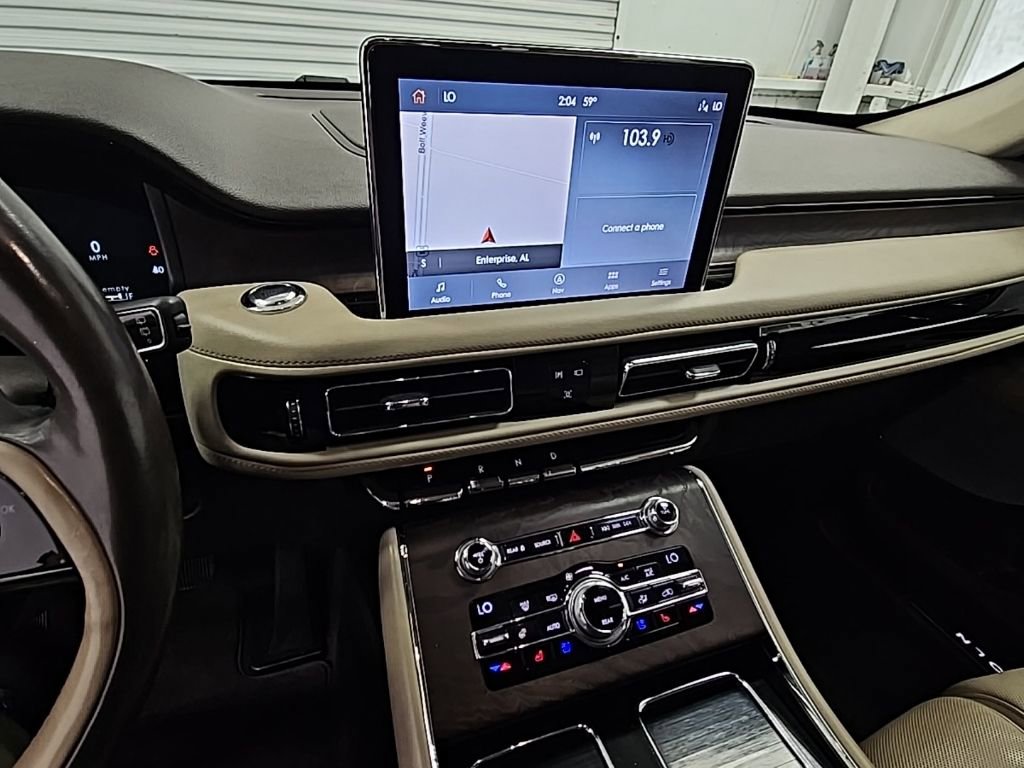 Used 2020 Lincoln Aviator Reserve w/ Equipment Group 202A image 12