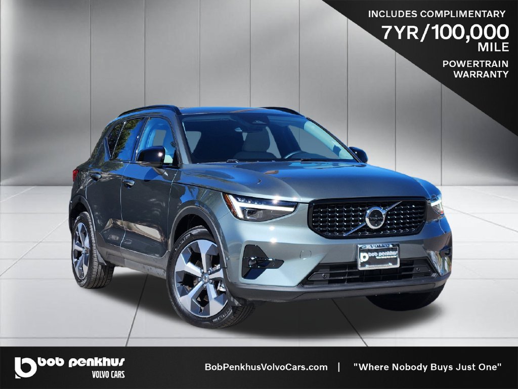 New 2026 Volvo XC40 B5 Plus w/ Protection Package Premier