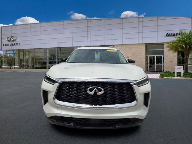Certified 2025 INFINITI QX60 Luxe w/ Cargo Package FWD image 3