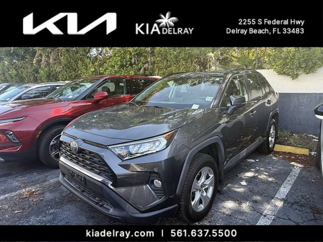 Used 2019 Toyota RAV4 XLE w/ Convenience Package AWD/4WD image 4