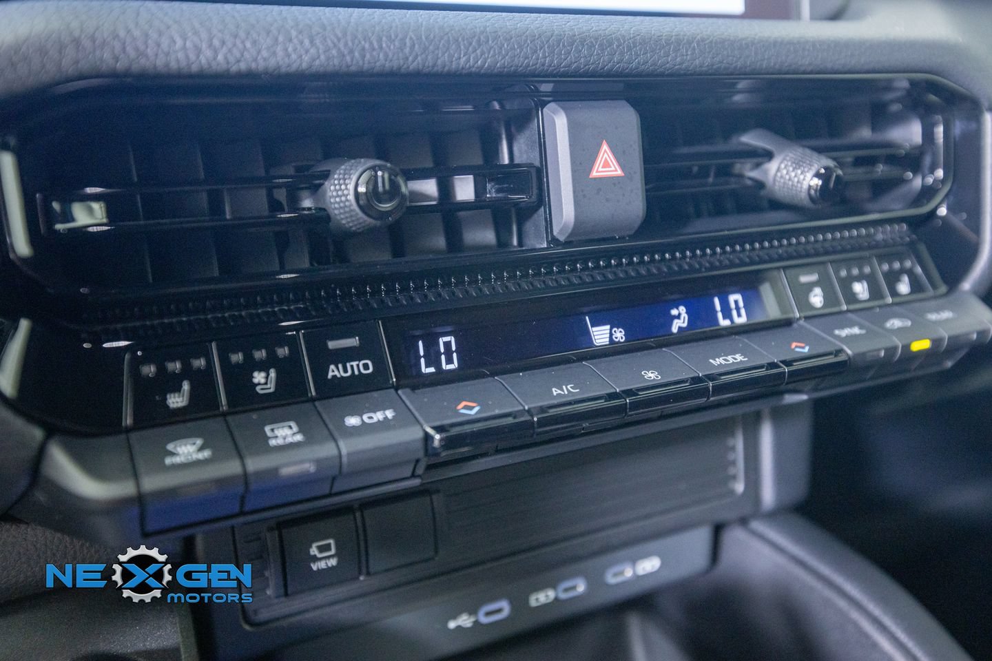 Used 2025 Toyota Land Cruiser AWD/4WD image 20