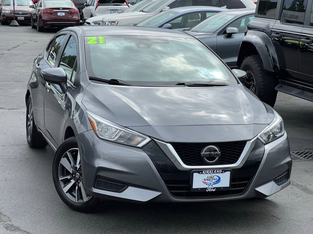 Used 2021 Nissan Versa SV image 1