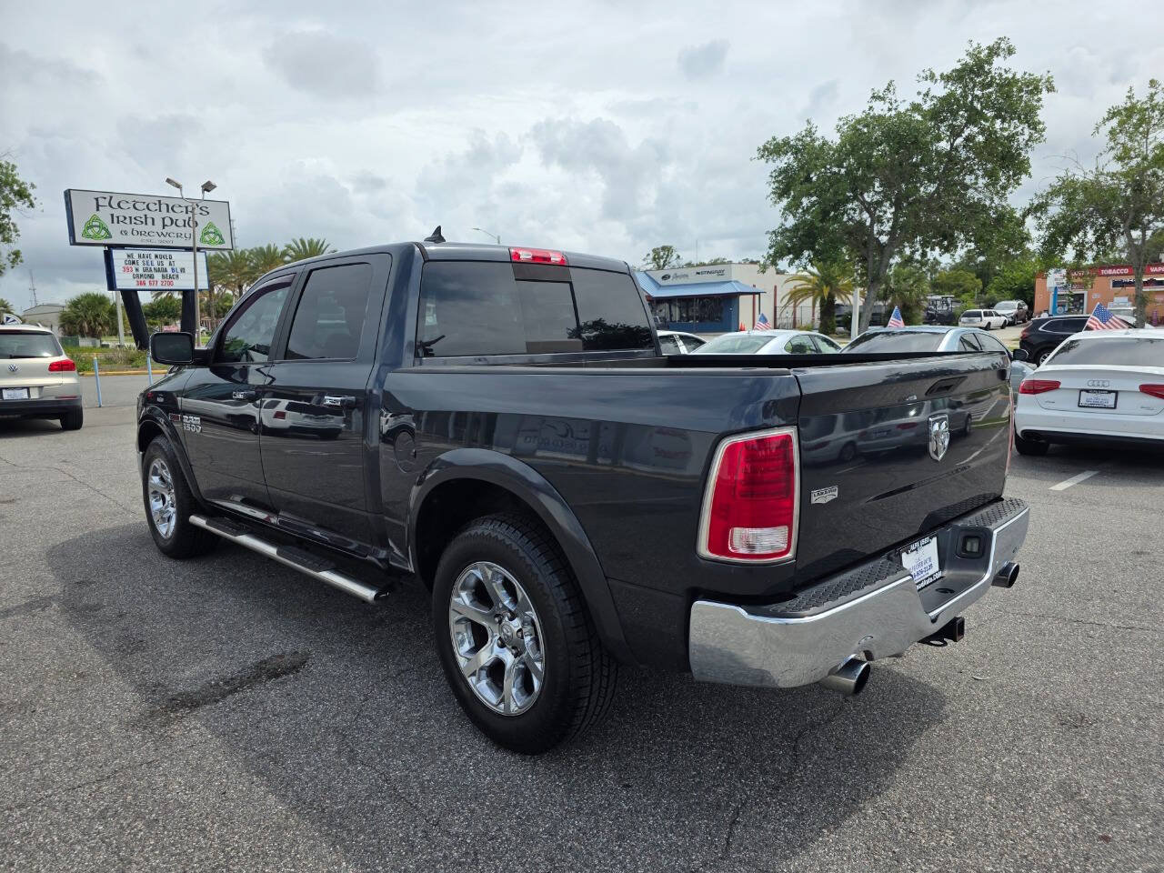 Used 2018 RAM 1500 Laramie RWD image 6