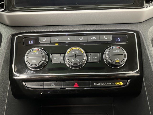 Used 2023 Volkswagen Atlas SE w/ Panoramic Sunroof Package FWD image 24