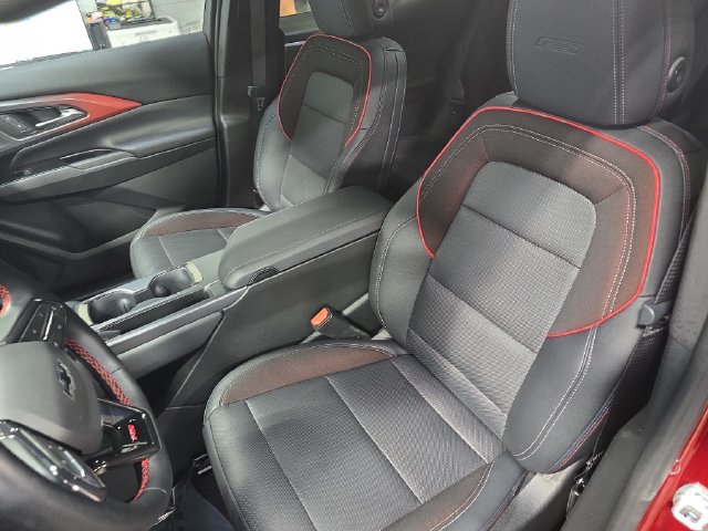 Used 2025 Chevrolet Equinox EV RS AWD/4WD image 17