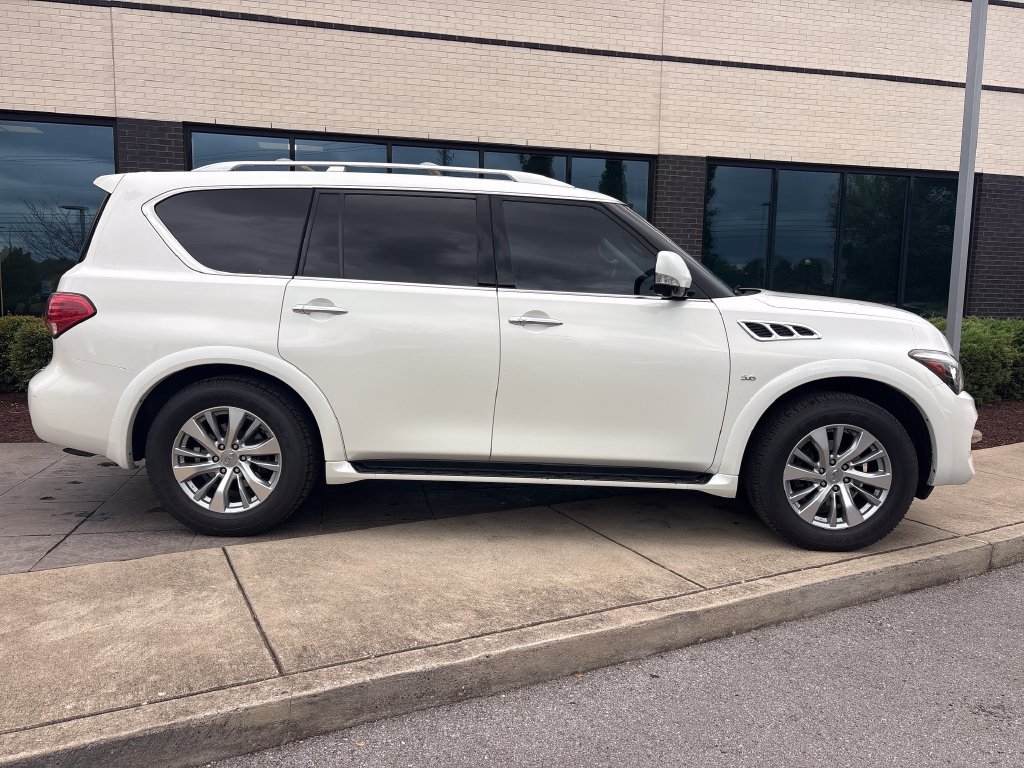 Used 2017 INFINITI QX80 2WD w/ Driver Assistance Package image 4