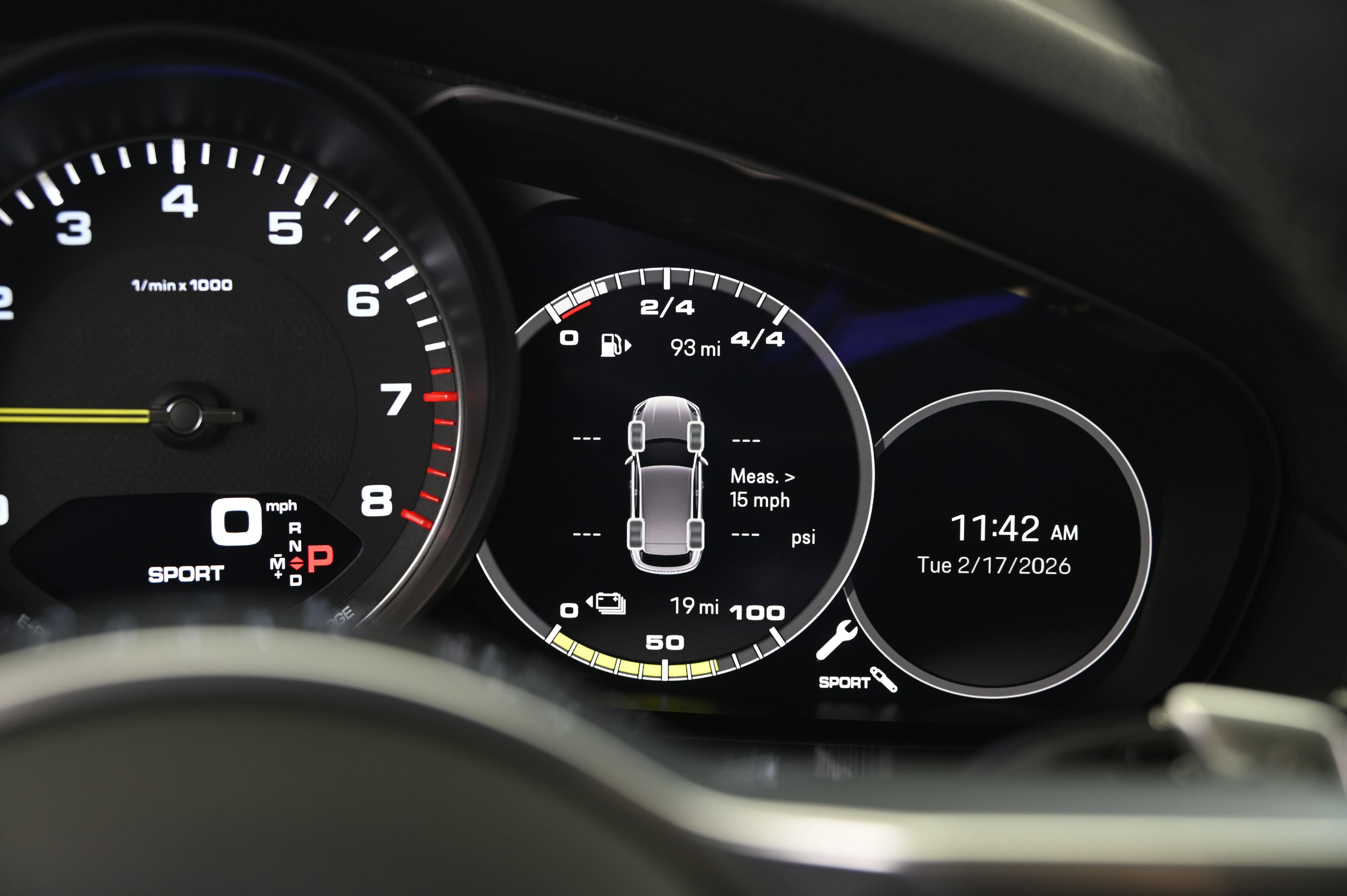 Certified 2022 Porsche Cayenne E-Hybrid image 38