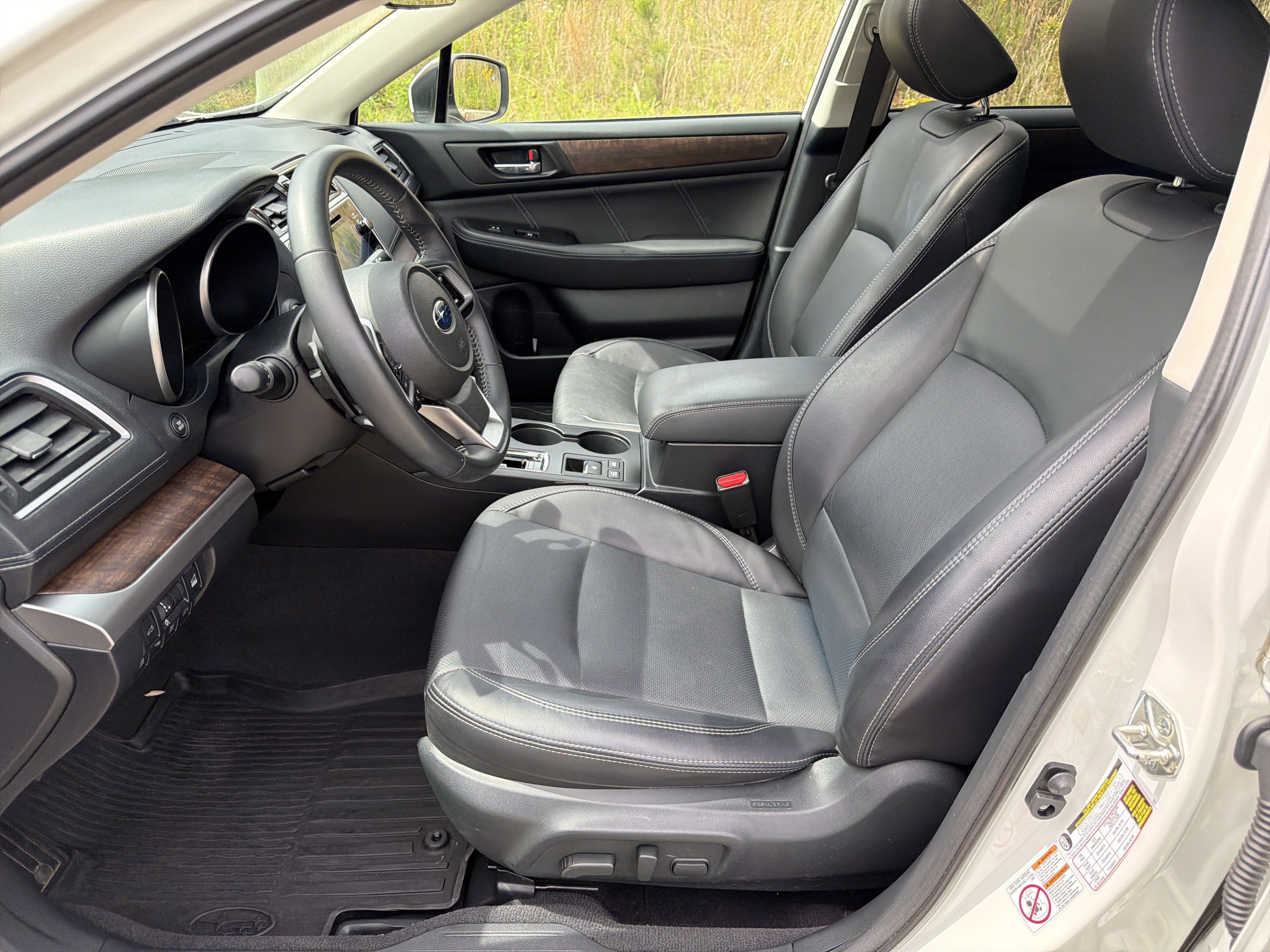 Used 2018 Subaru Outback 2.5i Limited AWD/4WD image 9