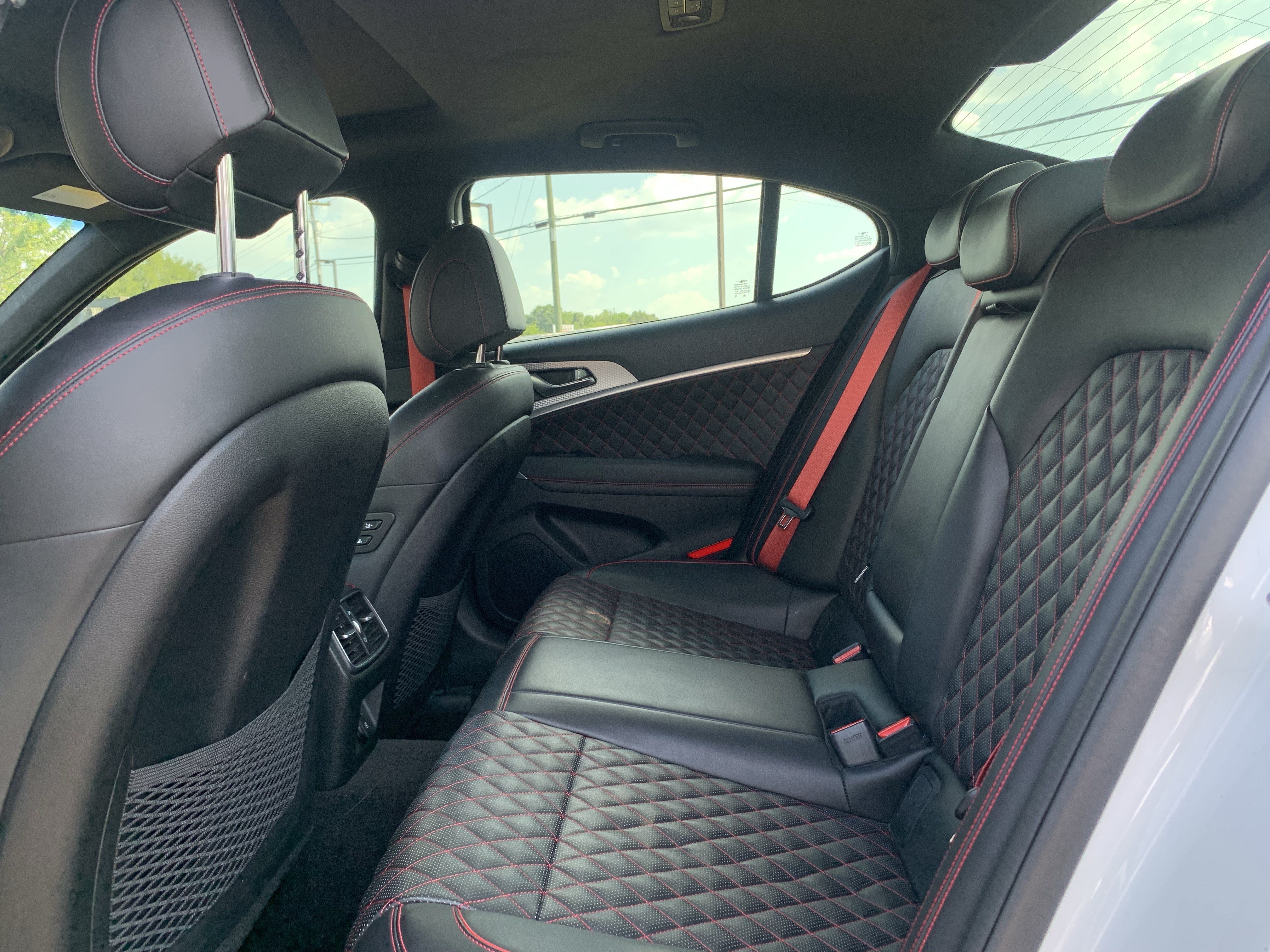 Used 2022 Genesis G70 3.3T RWD image 32